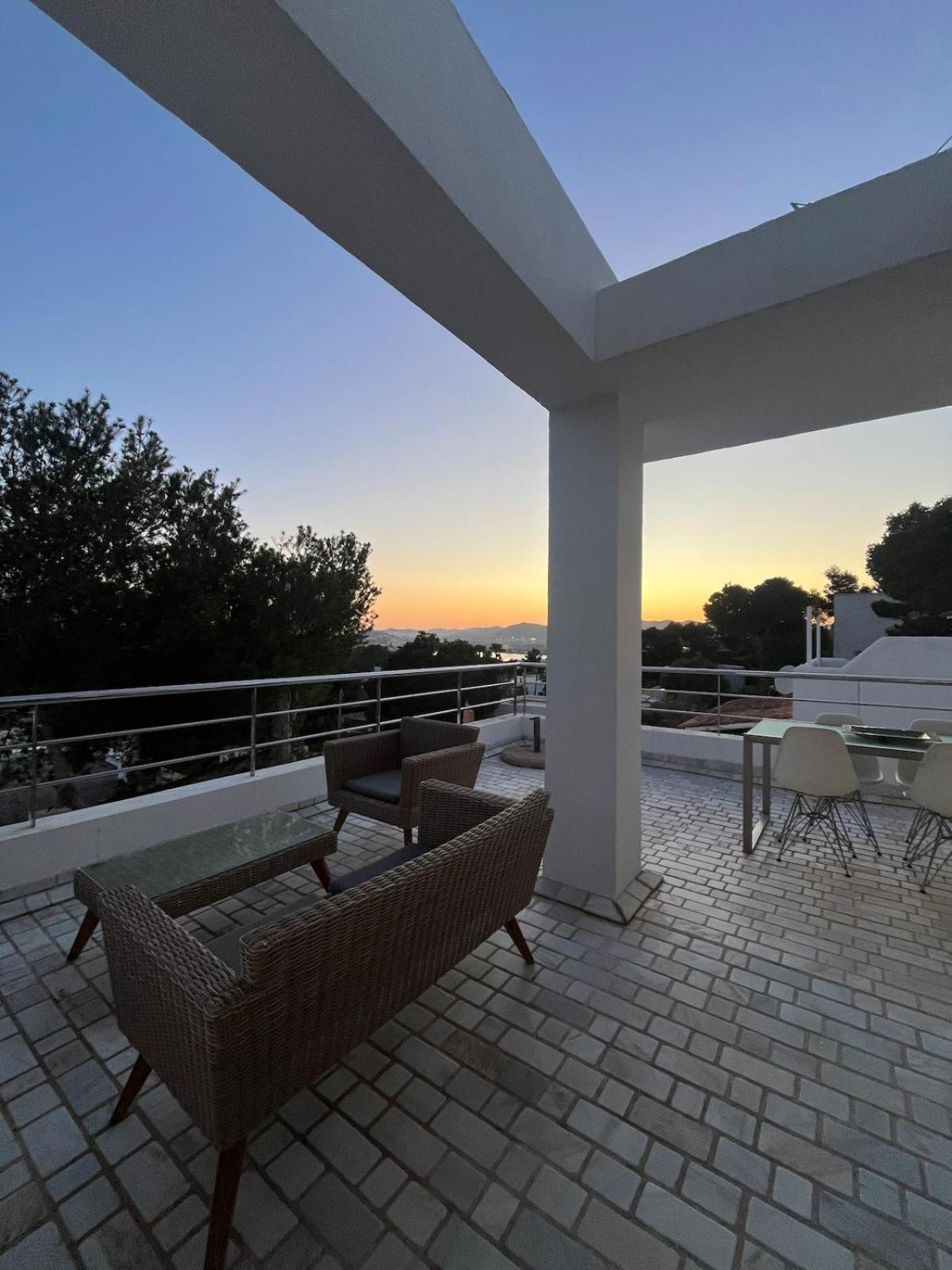 Rosita Ibiza * Talamanca (Ibiza)